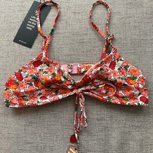 Blackbough Top Berry Cherry